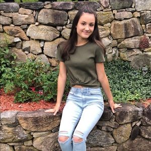 Meet your Posher, Lauren